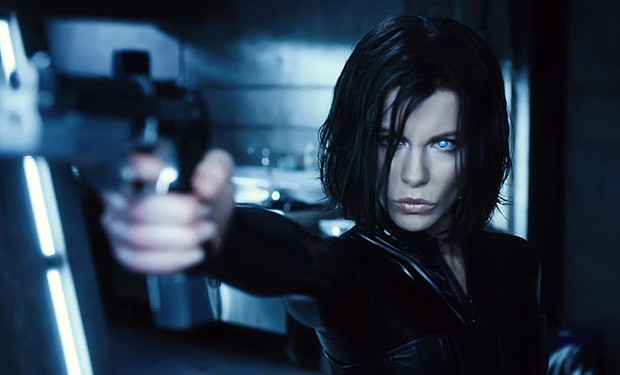 Underworld 5 yolda! UNDERWORLD BLOOD WARS - Paslanmaz Kalem